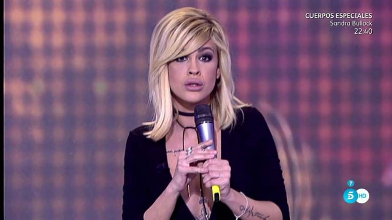 ylenia canta mal en show tv