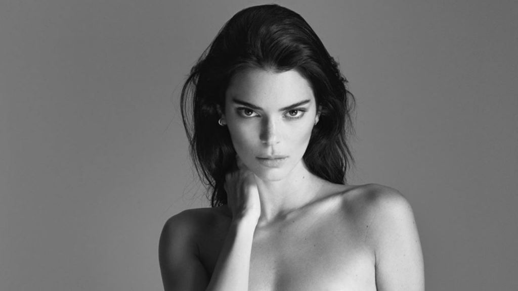 Kendall Jenner Desnuda