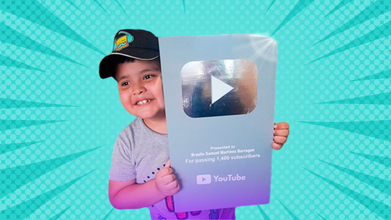 Papa celebra a su hijo suscriptores en YouTube - Papá celebra a su hijo 1.400 suscriptores en YouTube, Final épico!